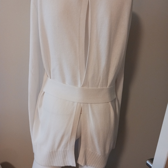 Lululemon sweater, white - Picture 4 of 5
